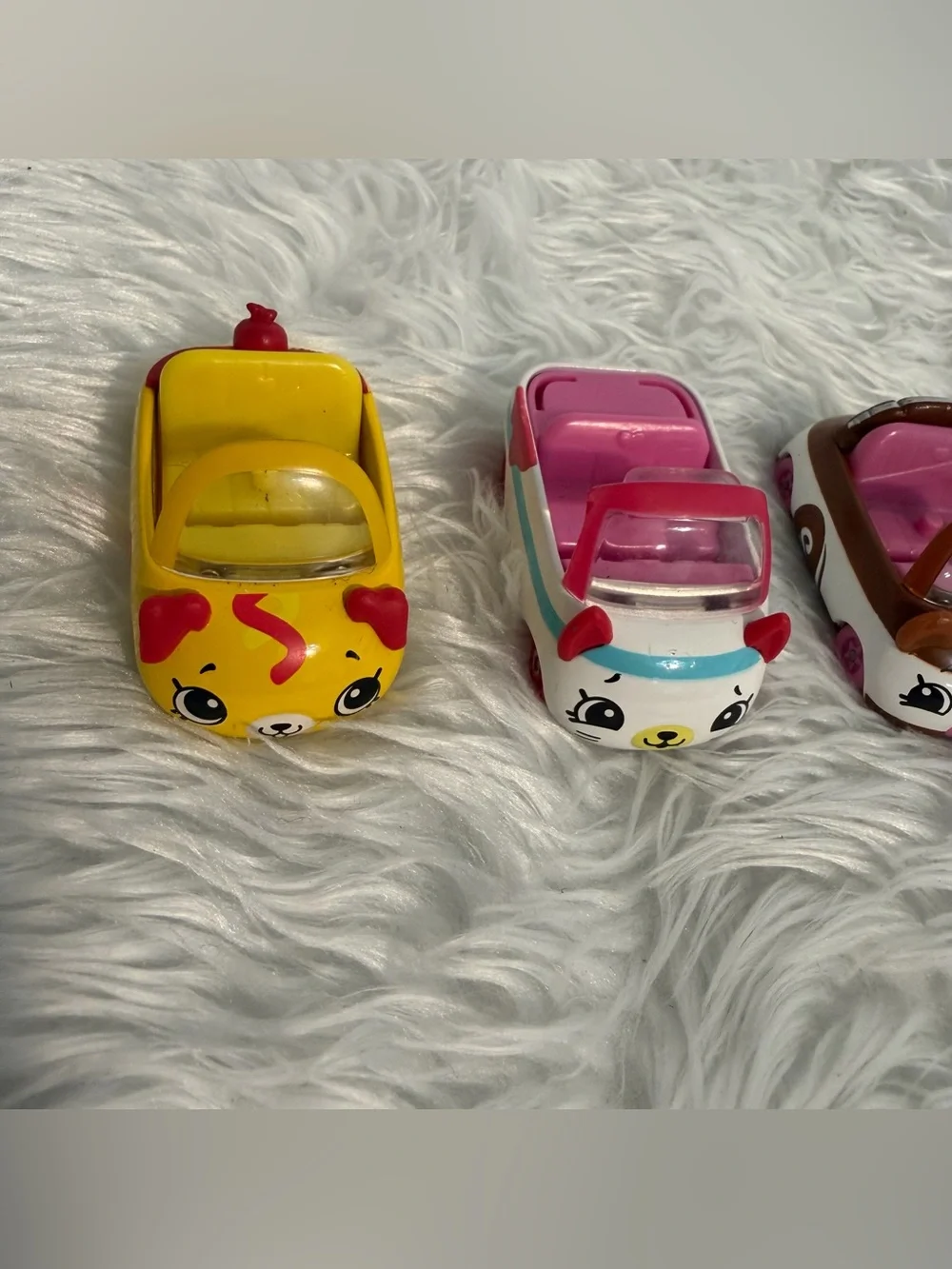 SHOPKINS CUTIE CARS DIE CAST CAR  LOT OF 4.  Different Color